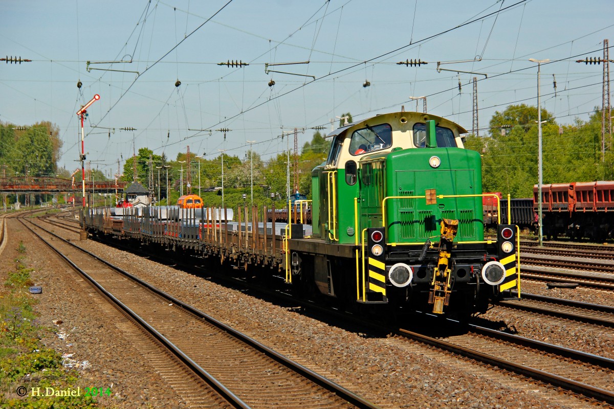 BEG 295 049 am 24.04.2014 in Düsseldorf Rath.