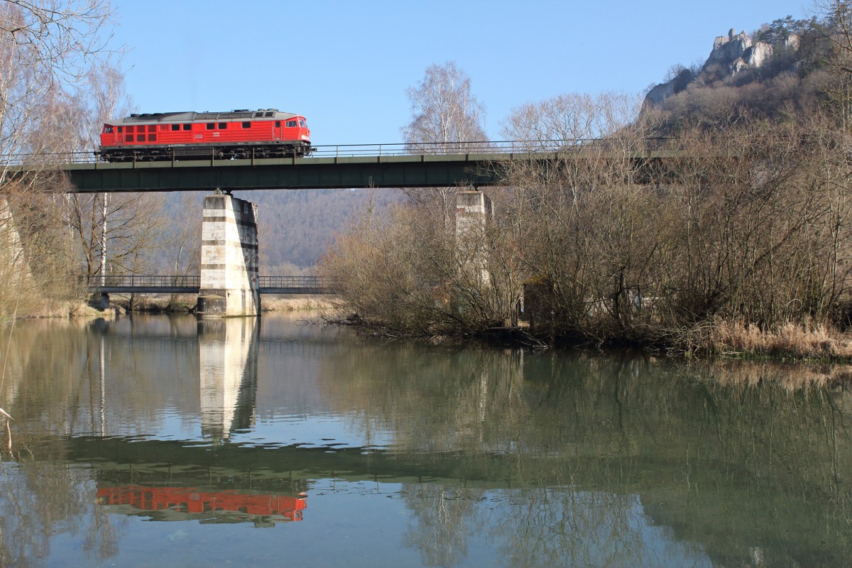 Beim Umsetzen an ihren Kalkzug konnte 232 635-3 am 13.03.14 in Blaubeuren beobachtet werden.