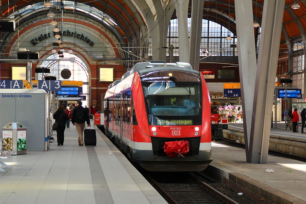 Beim warten auf den Sonderzug wurde 648 003/503 der RBSH Kiel im Hbf Kiel fotografiert. 17.05.2012