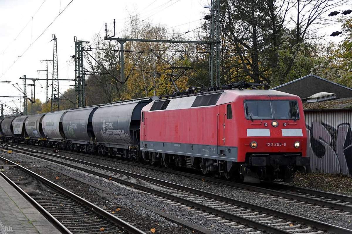 BLC 120 205-0 fuhr mit einen ganzzug durch hh-harburg,05.11.20