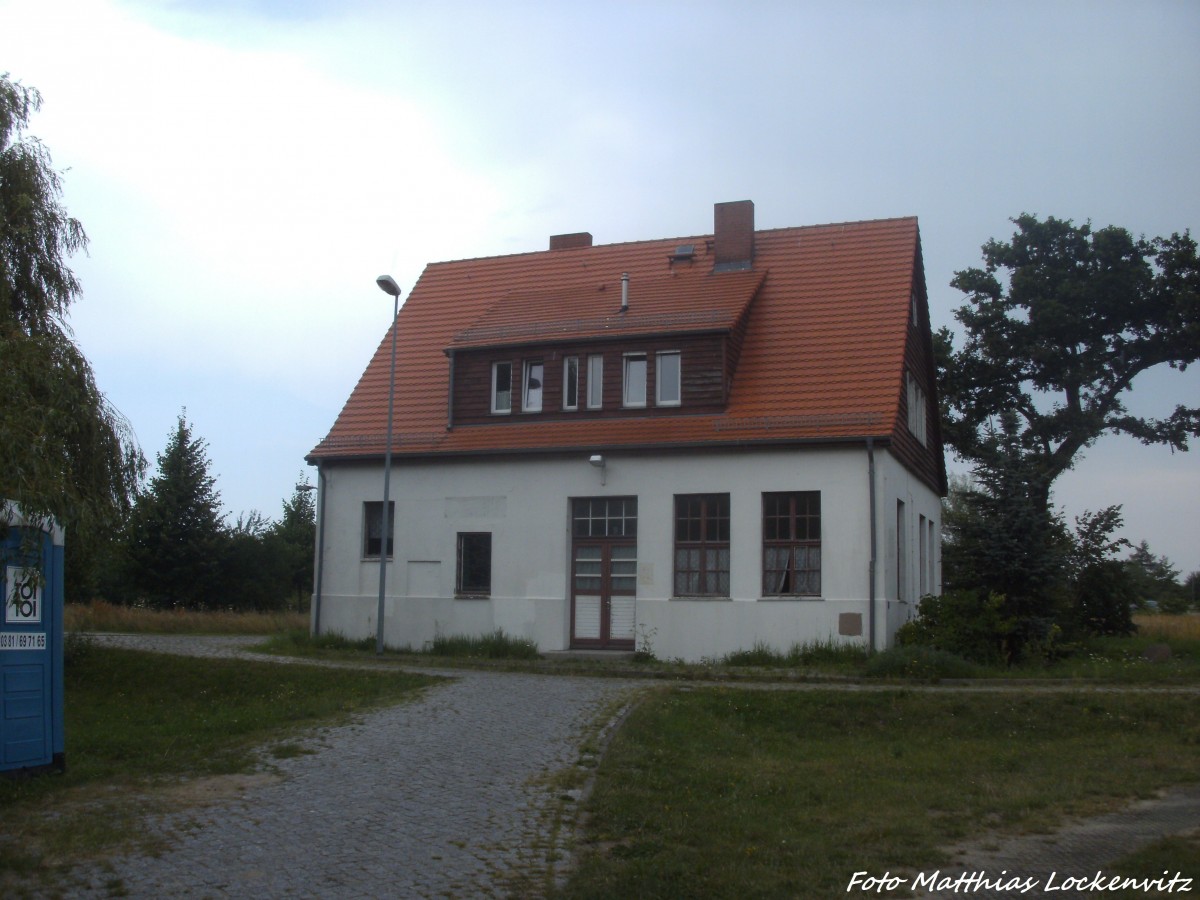 Blick auf den Ehemaligen Endbahnhof Wolgaster Fhre am 27.7.14