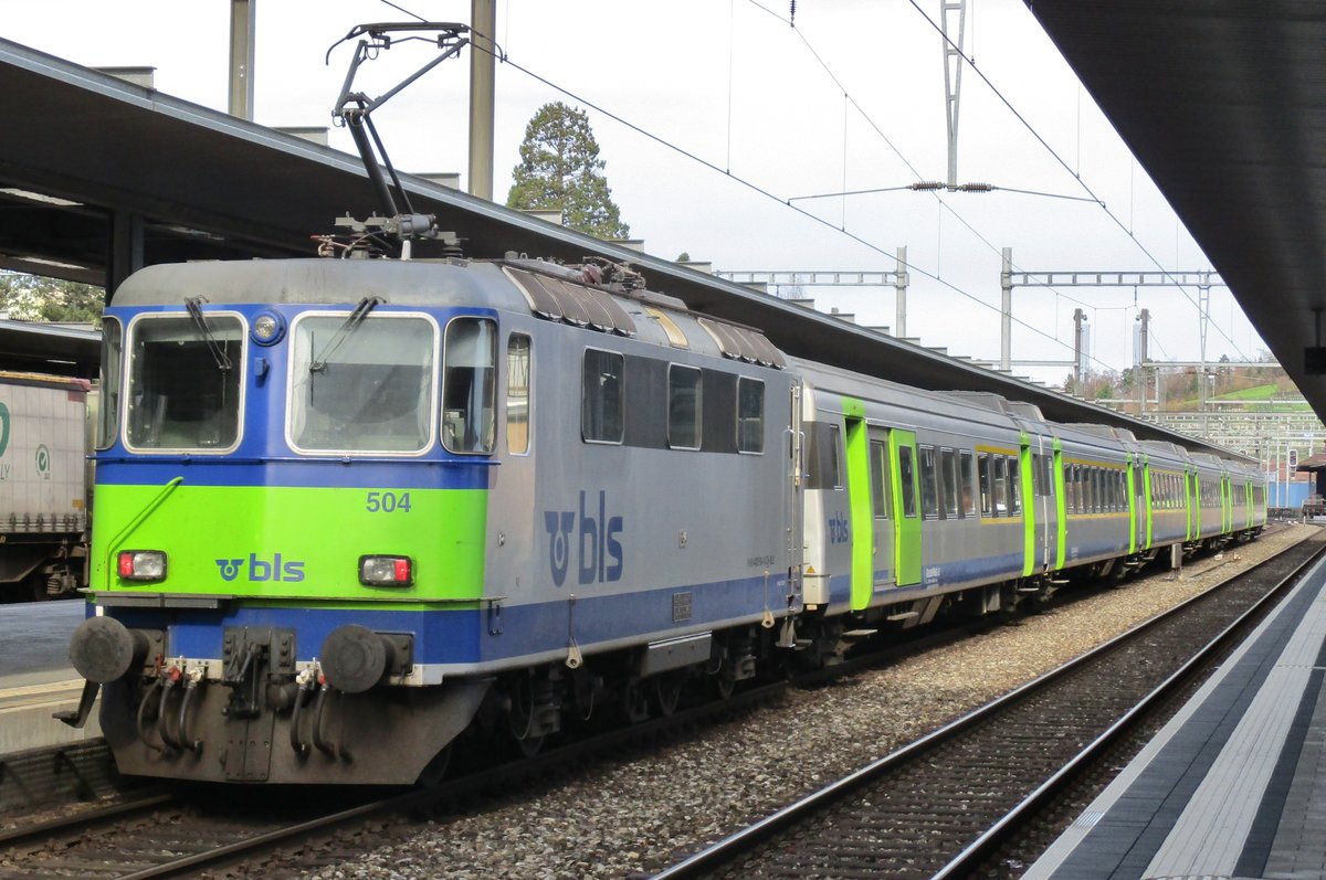 BLS 504 steht am 24 März 2017 in Spiez.