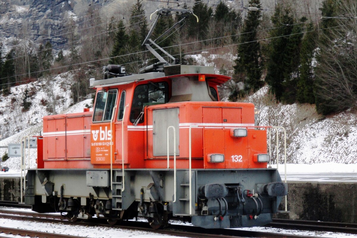 BLS 936 132 steht am 1. Tag von 2019 in Kandersteg.