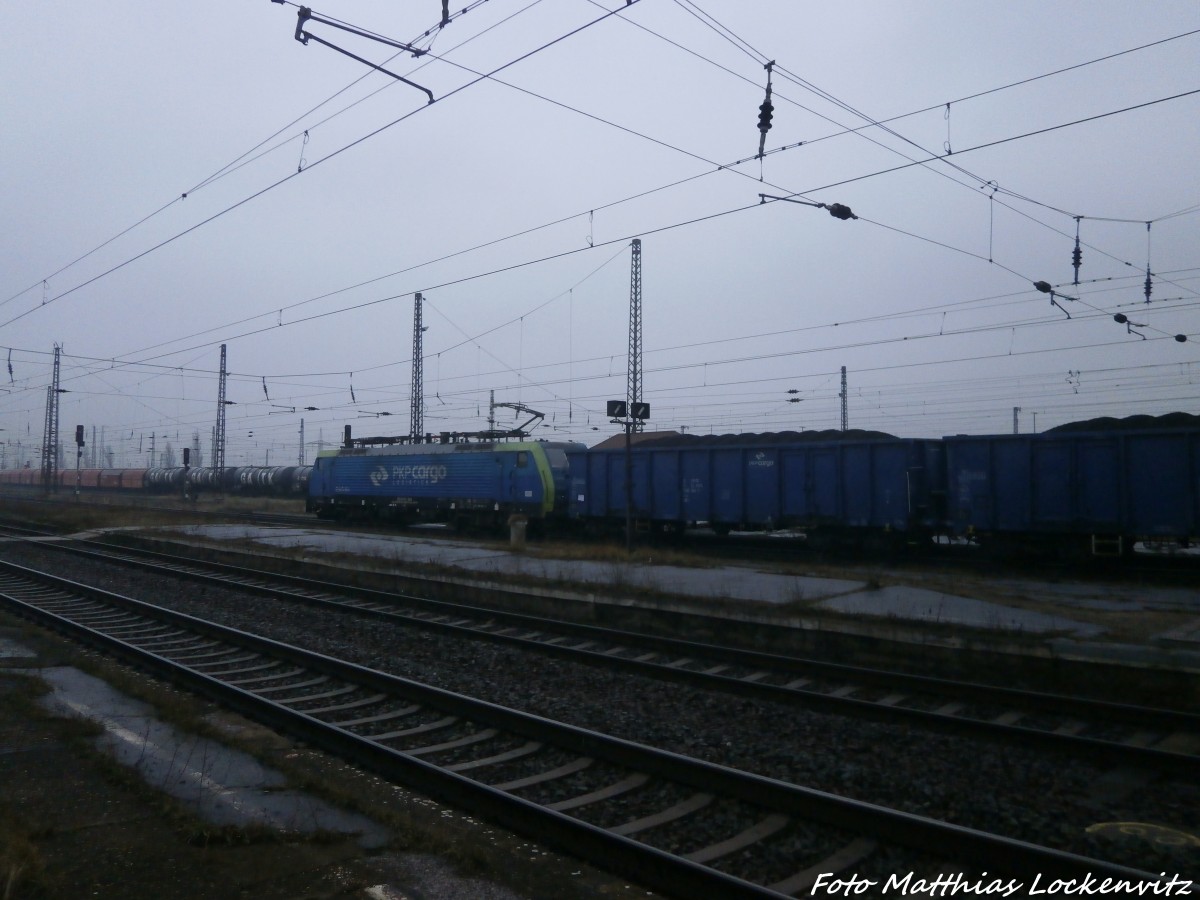 BR 189 von PKP Cargo im Bahnhof Grokorbetha am 22.1.15