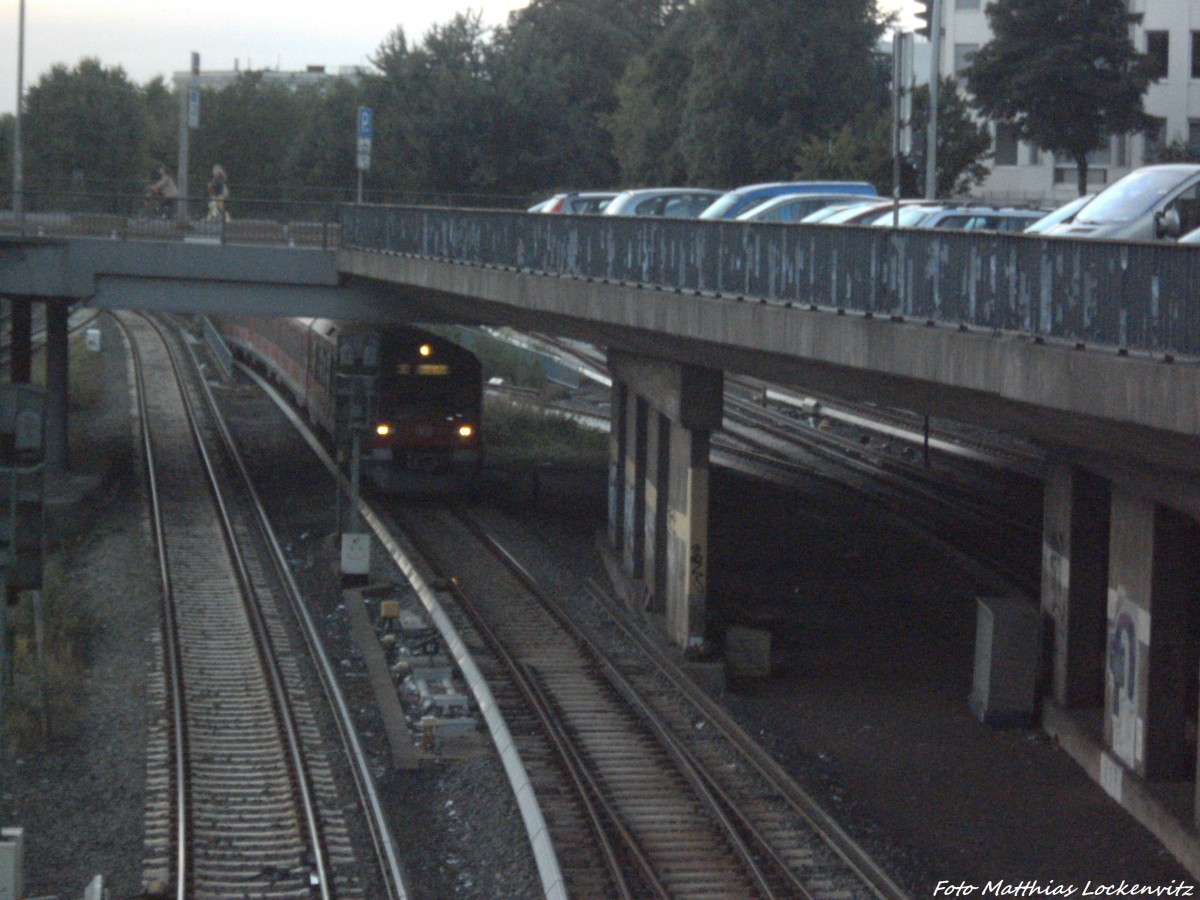 BR 474 als S3 mit ziel Neugraben bei der Einfahrt in den Hamburger Hbf am 31.8.13