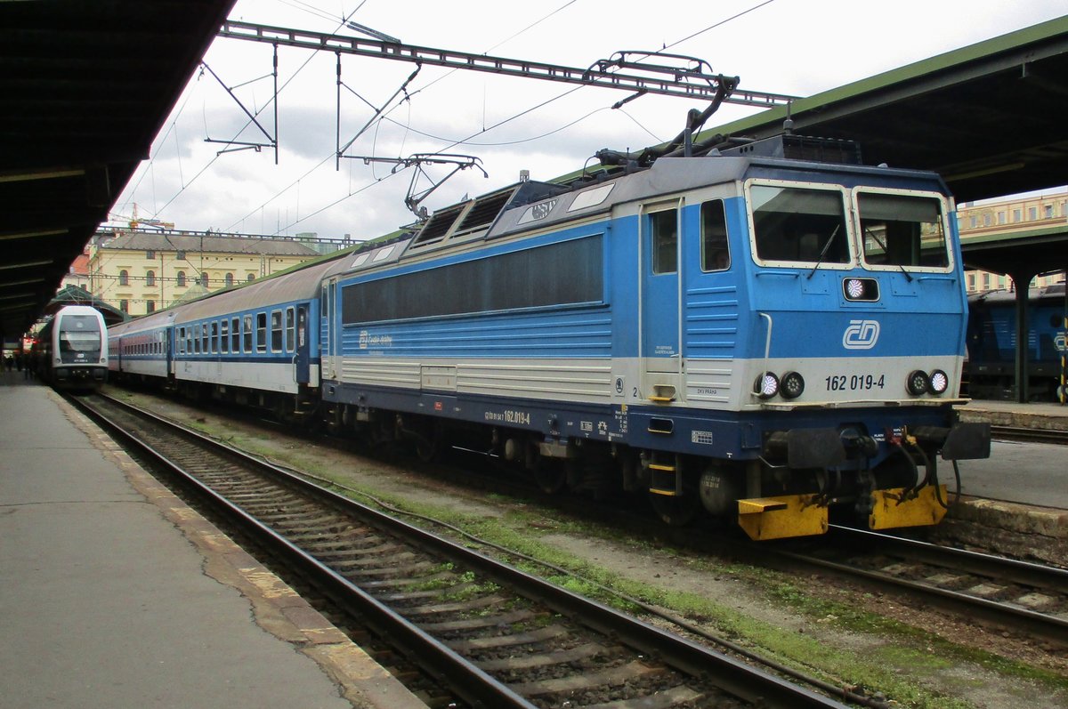 CD 162 019 steht in Praha-Masarykovo am 5 April 2017.