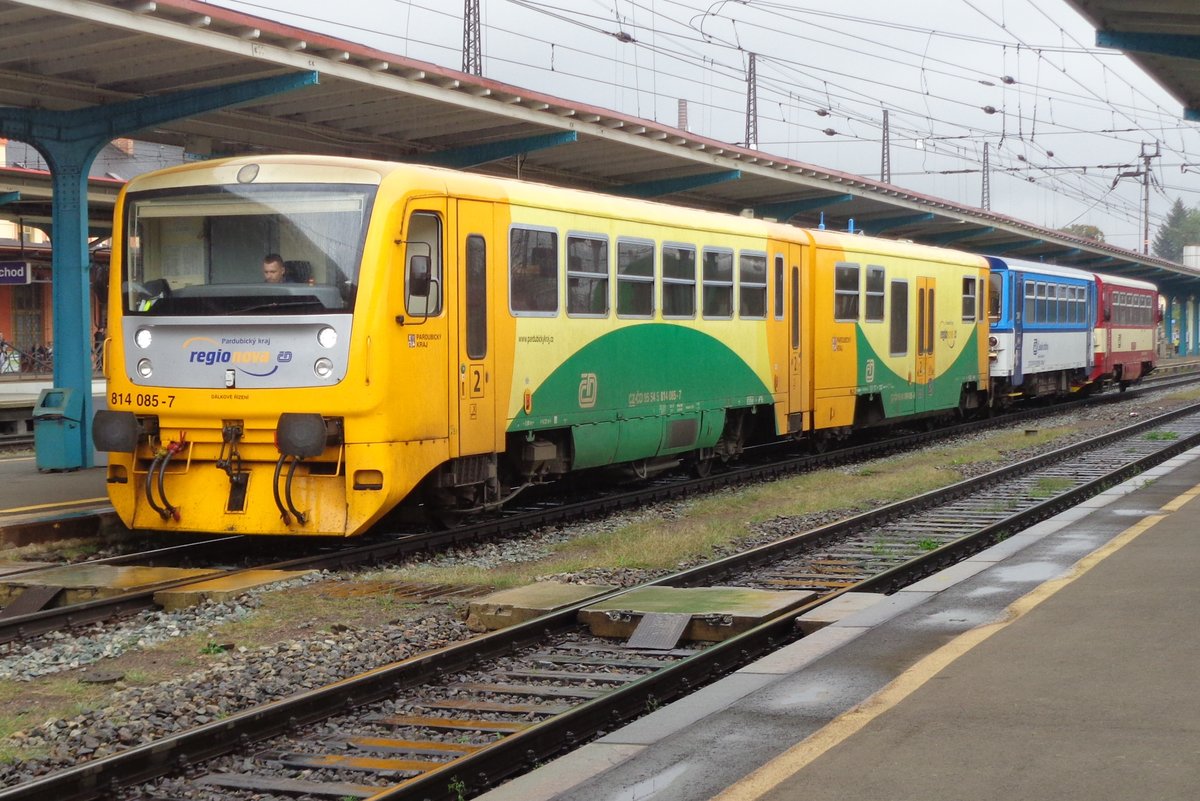 CD 814 085 trötzt am 14 september 2018 die regen in Ceska Trebova. 