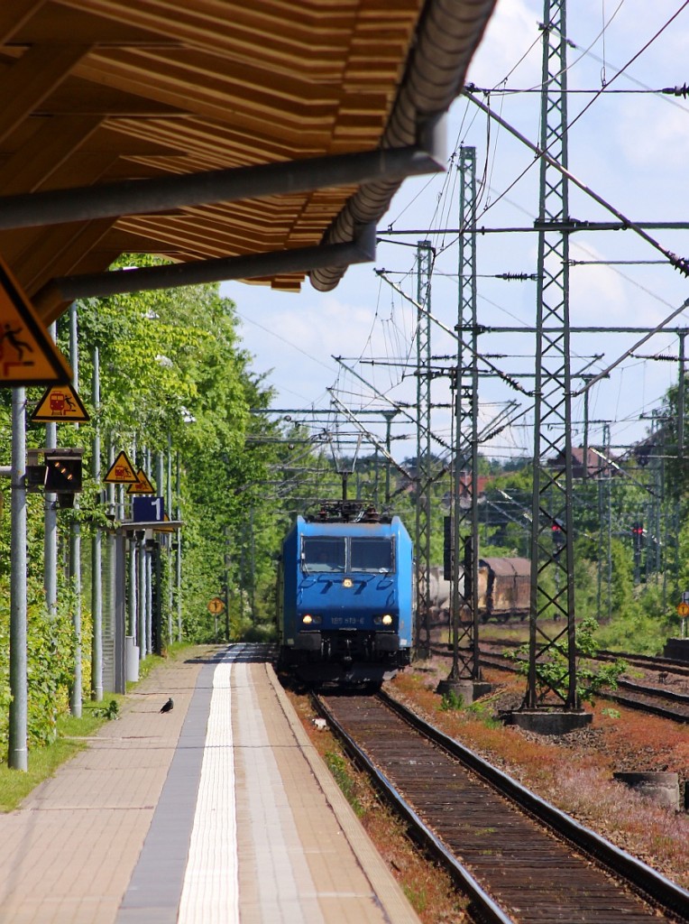 CFL Cargo 185 519-6 mit dem DGS 59848(Deuna-Eichenberg-Padborg, 519m, 2000t)festgehalten während der Durchfahrt in Schleswig. 09.06.2015