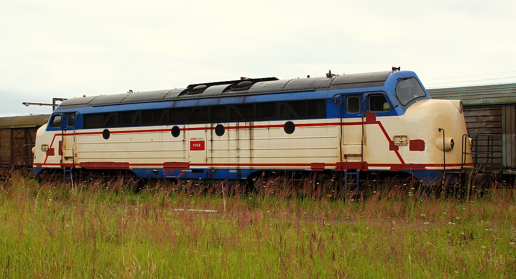 CFL Cargo/DK My 1146 abgestellt in Padborg. Sie sah auch schon mal besser aus.....Padborg 21.07.2012