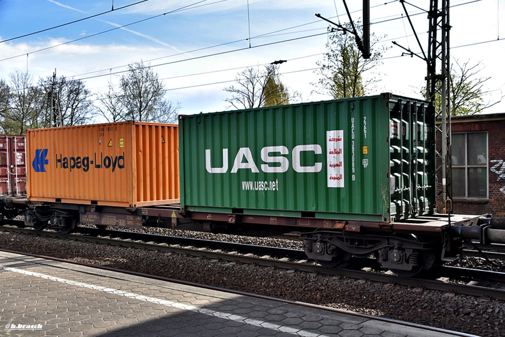 container-tragwagen der gattung SGMNSS 731,uic.-nr.31 80 4578 075-2,harburg 22.04.17