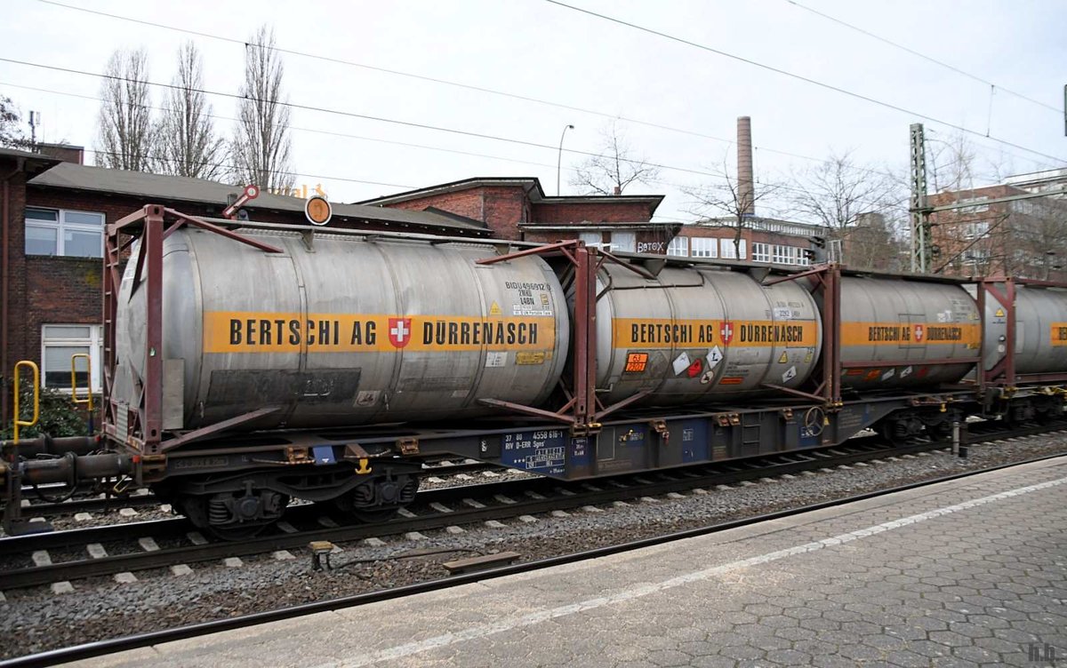 containertragwagen der gattung Sgns 1 , uic-nummer 37 80 4558 616-1,harburg 25.02.21