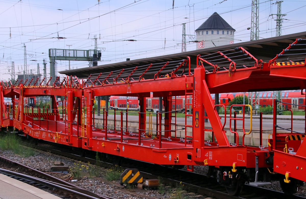 D-ATG 25 80 4363 105-4 Gattung Laaers 560.3, Autotransporteinheit. Schleswig 19.09.2015