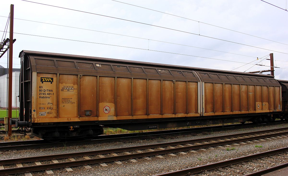 D-TWA 80 83 2745 481-1, Gattung Habiins 12, vierachsiger Schiebewandwagen. Pattburg 30.07.2017 