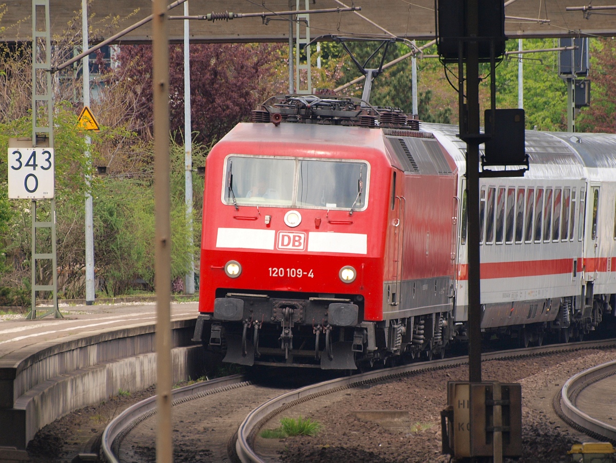 DB 120 109-4, HH-Harburg, 06.05.2010