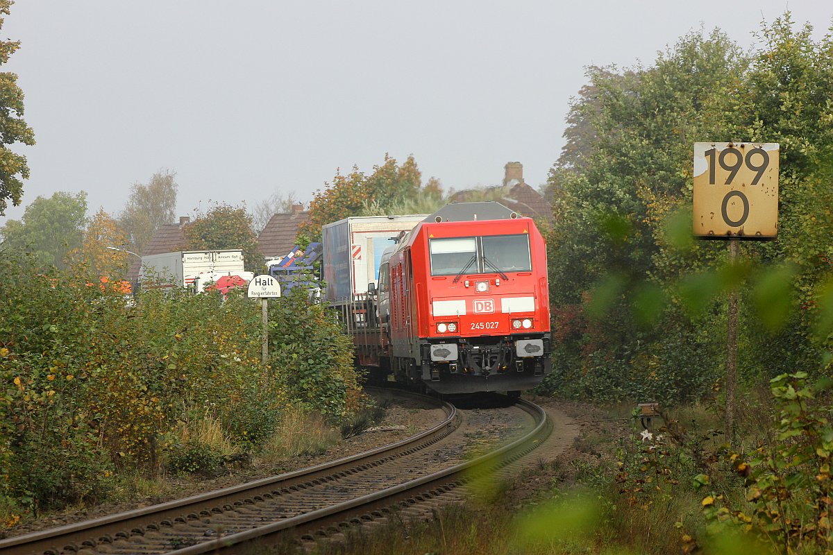 DB 1245 027 mit SyltShuttle Einfahrt Niebüll, 18.10.2016