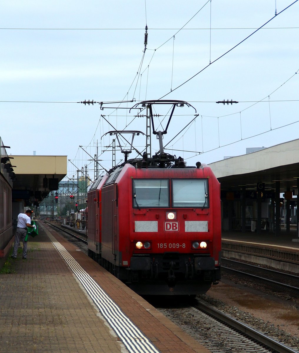 DB 185 009-8 + 121-1 Basel bad Bhf 01.06.2012