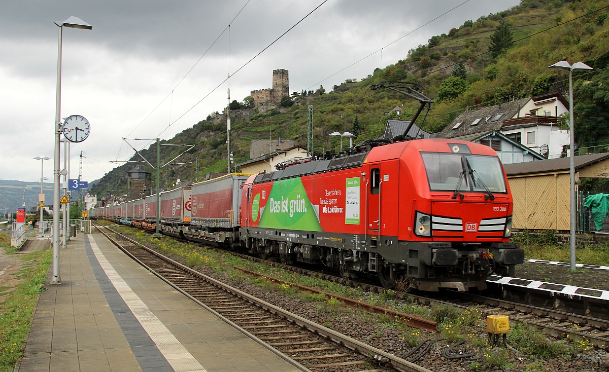 DB 193 300-1 mit Arcese KLV festgehalten in Kaub am Rhein. 15.09.2021