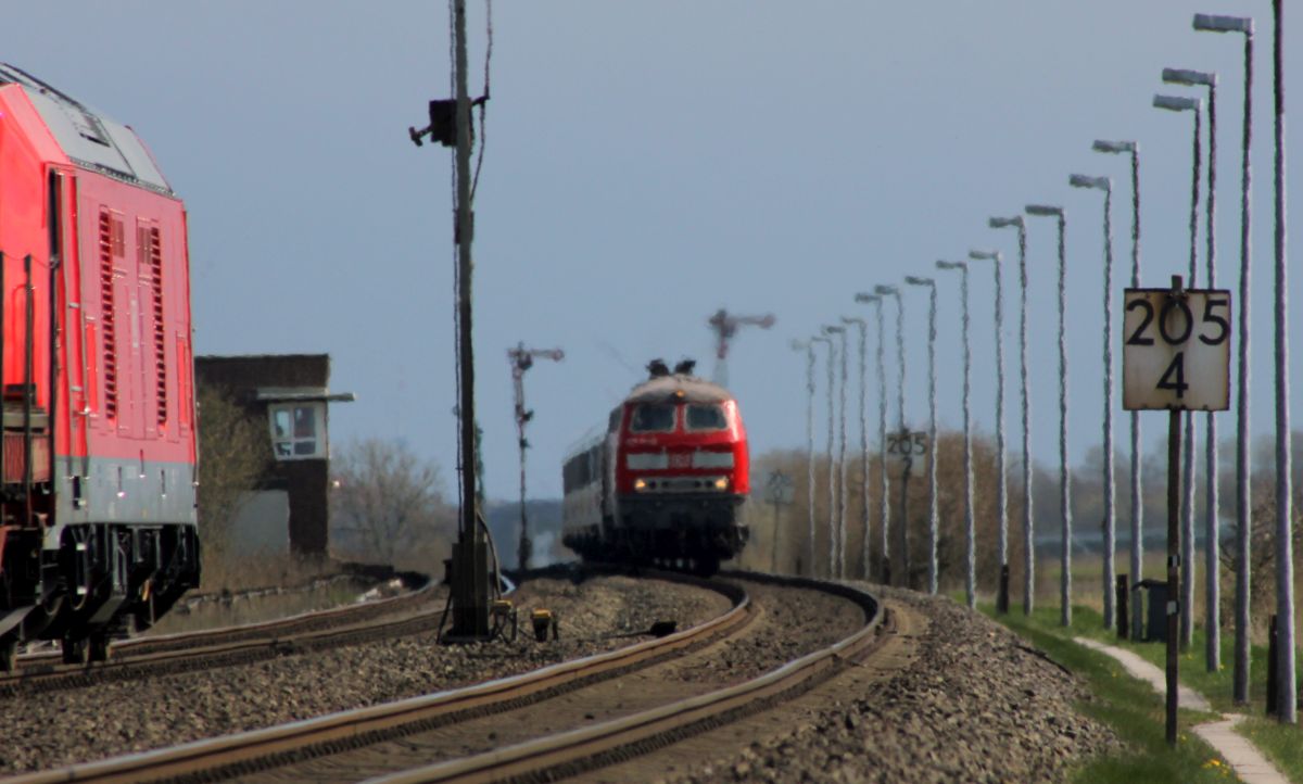 DB 218 315-0 Lehnshallig 13.04.2019