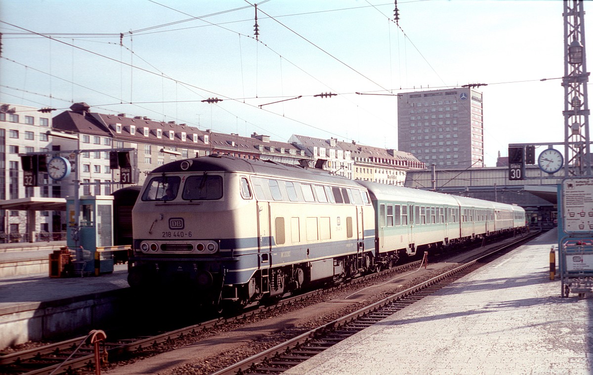 DB 218 440-6 München Hbf 05.03.1994