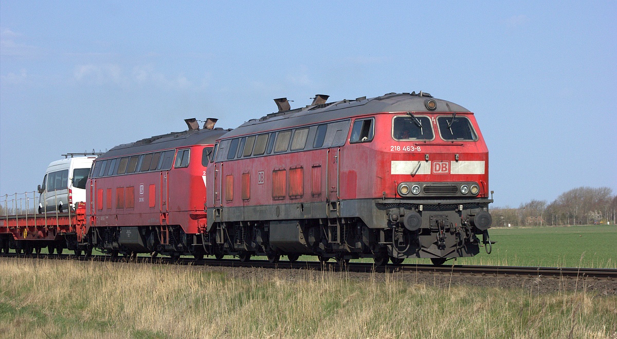 DB 218 463-8(REV/MMF/12.01.18) und RPRS 218 319-2(REV/RPRS/09.06.20), Bü Triangel 18.04.2021