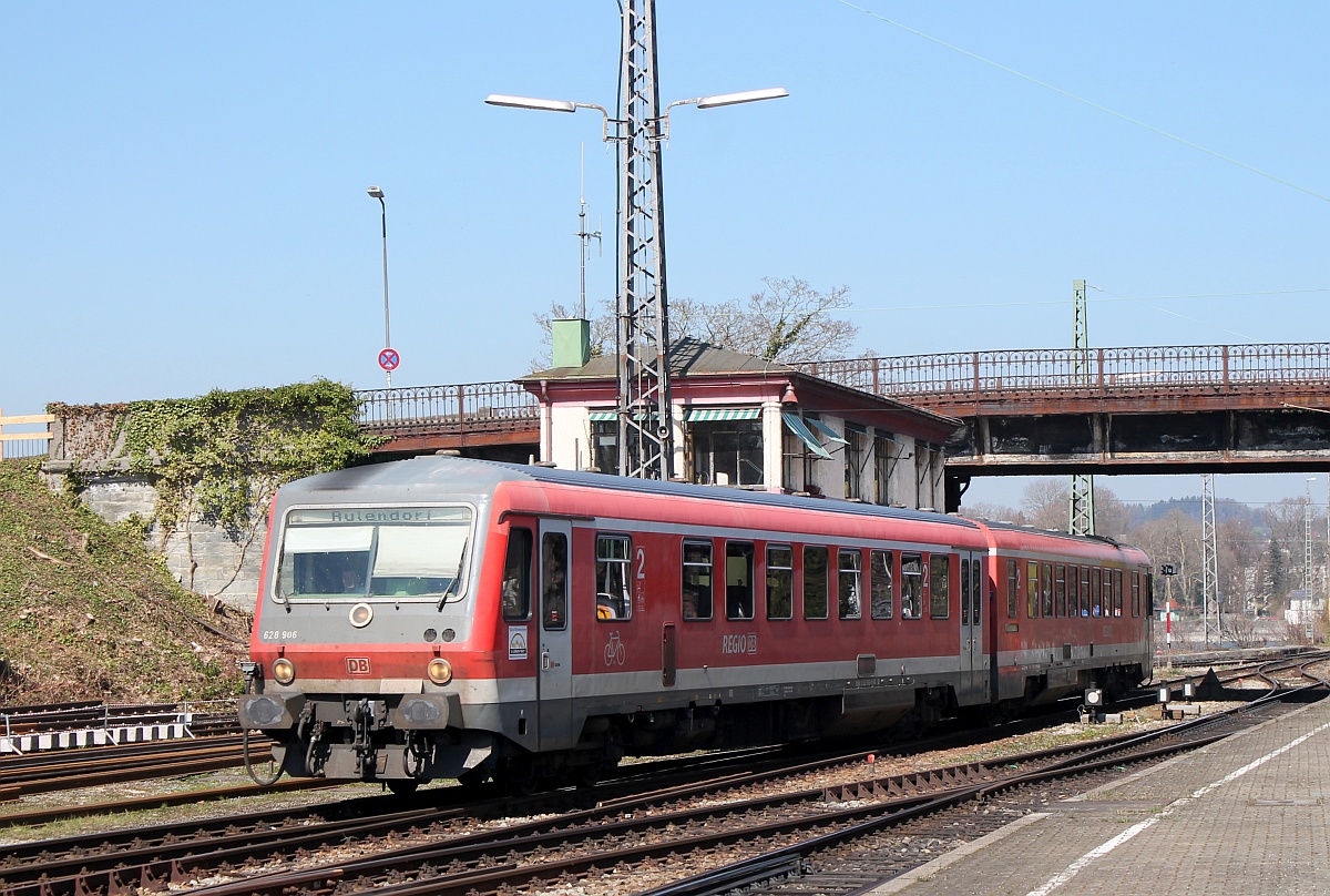 DB 628 906 Einfahrt Lindau Hbf 27.03.2017