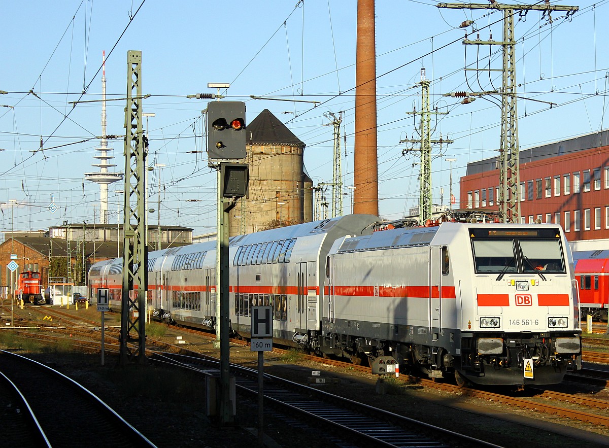 DB IC 2 146 561-6 im Bremer Hbf 20.11.15