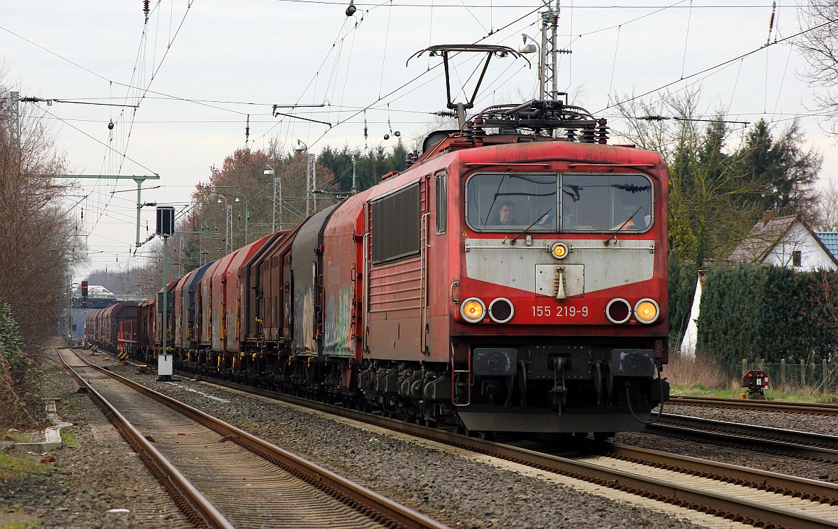 DB  Lätzchen  155 219-9 mit Coil-Transport festgehalten in Langwedel. 07.03.2015