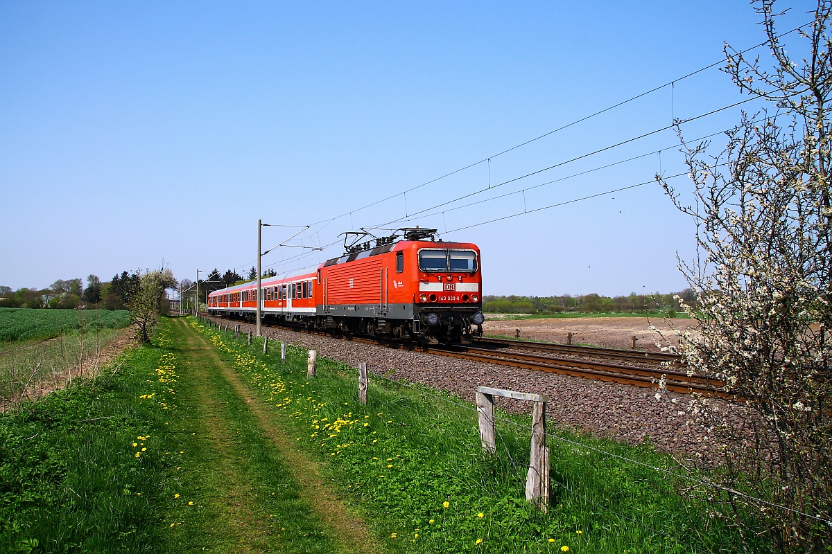 DB Regio 143 930-6 mit der RB nach Neumünster aufgenommen in Schuby bei Schleswig. 26.04.2014