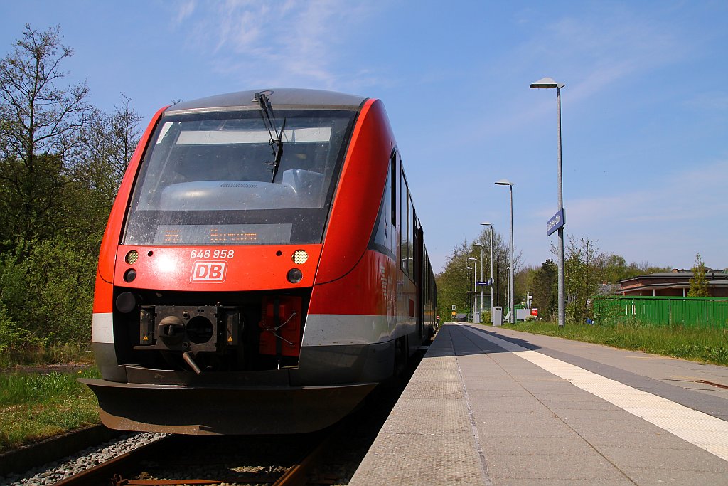 DB Regio Kiel 0648 458/958 in St.Peter-Ording kurz vor der Abfahrt nach Hususm. 27.04.2014