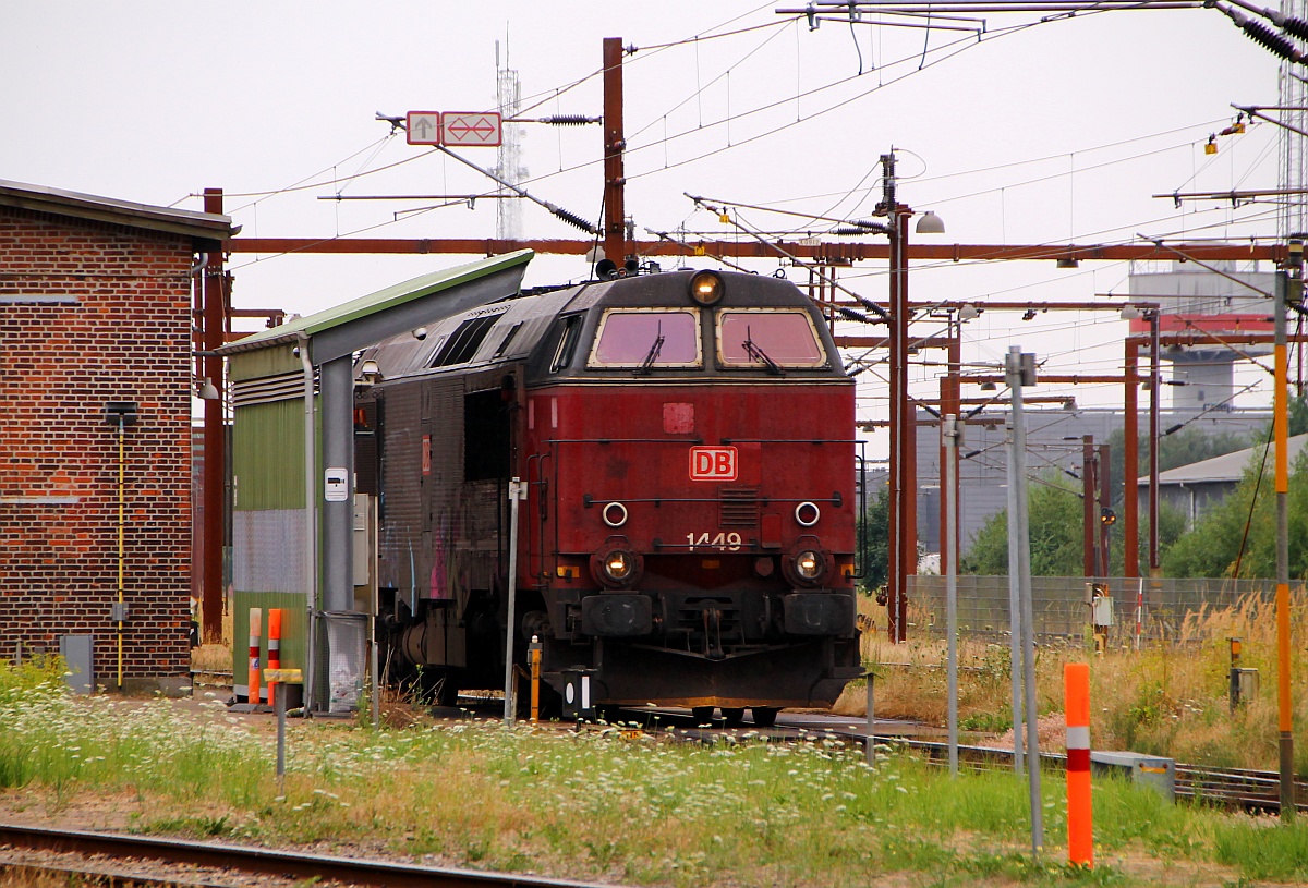 DB/RSC MZ 1449(9286 0101449-3 DK-RSC)wurde hier gerade an der DB Schenker Zentrale/Danmark betankt, später übernahm sie einen Gz nach Fredricia. 07.08.2014