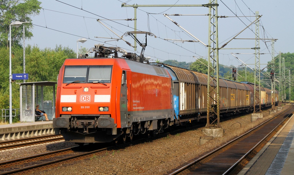 DBS/RSC EG 3101(91 86 0103 101-9 DK-RSC)mit kurzem H-Wagen-Zug bei der Durchfahrt in Schleswig heute morgen. 26.07.2013