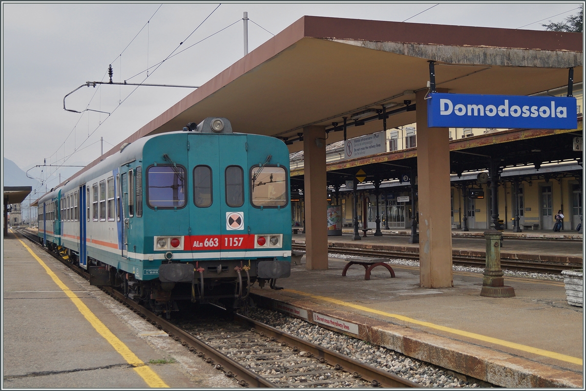 Der Aln 663 1157 (und ein weiterer Aln 663) in Domodossola. 
3. April 2014