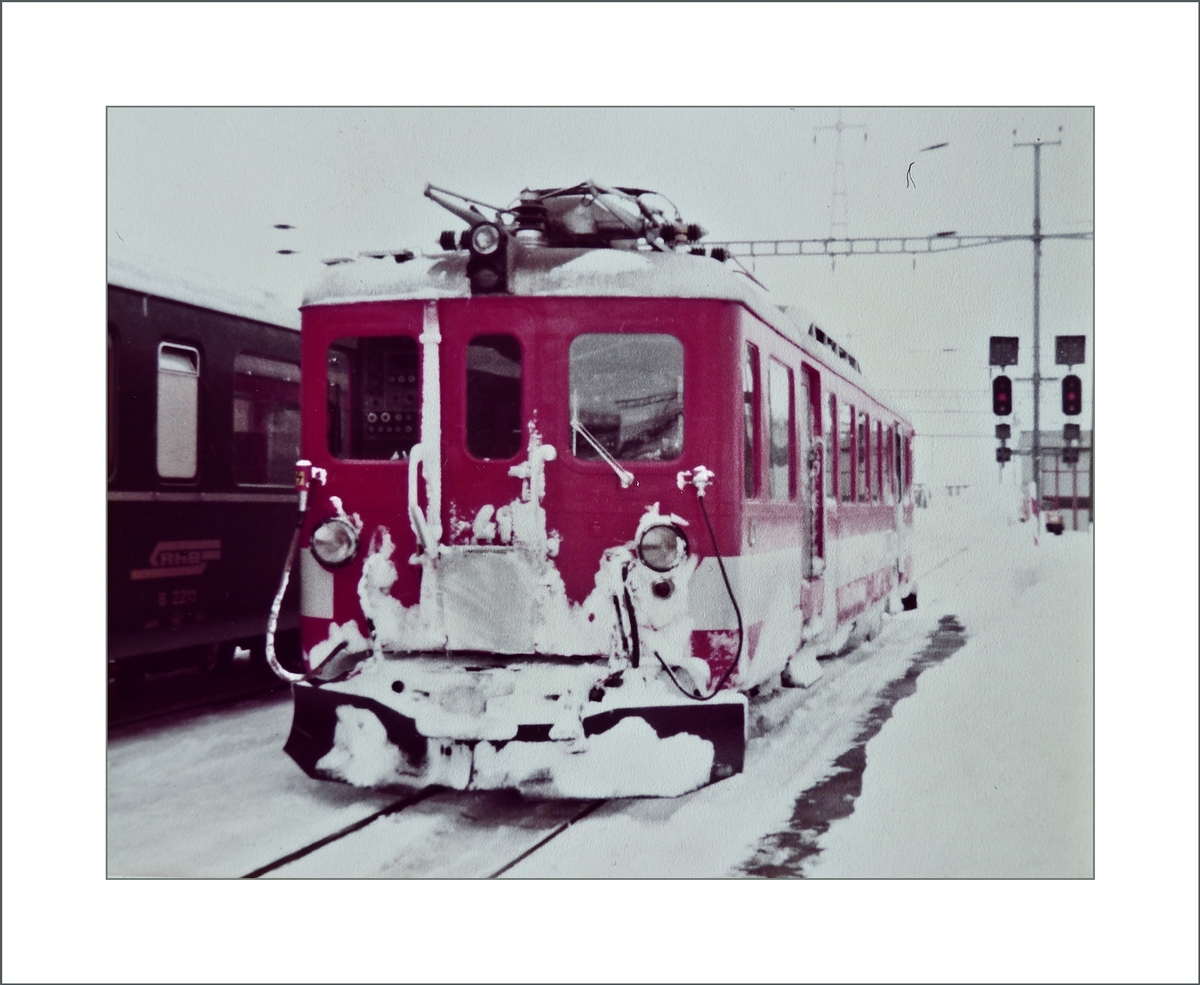 Der BDeh 4/4 N° 41 FO Triebwagen in Andermatt. 
Fotografiertes 110 Flim-Bild/13. März 1982