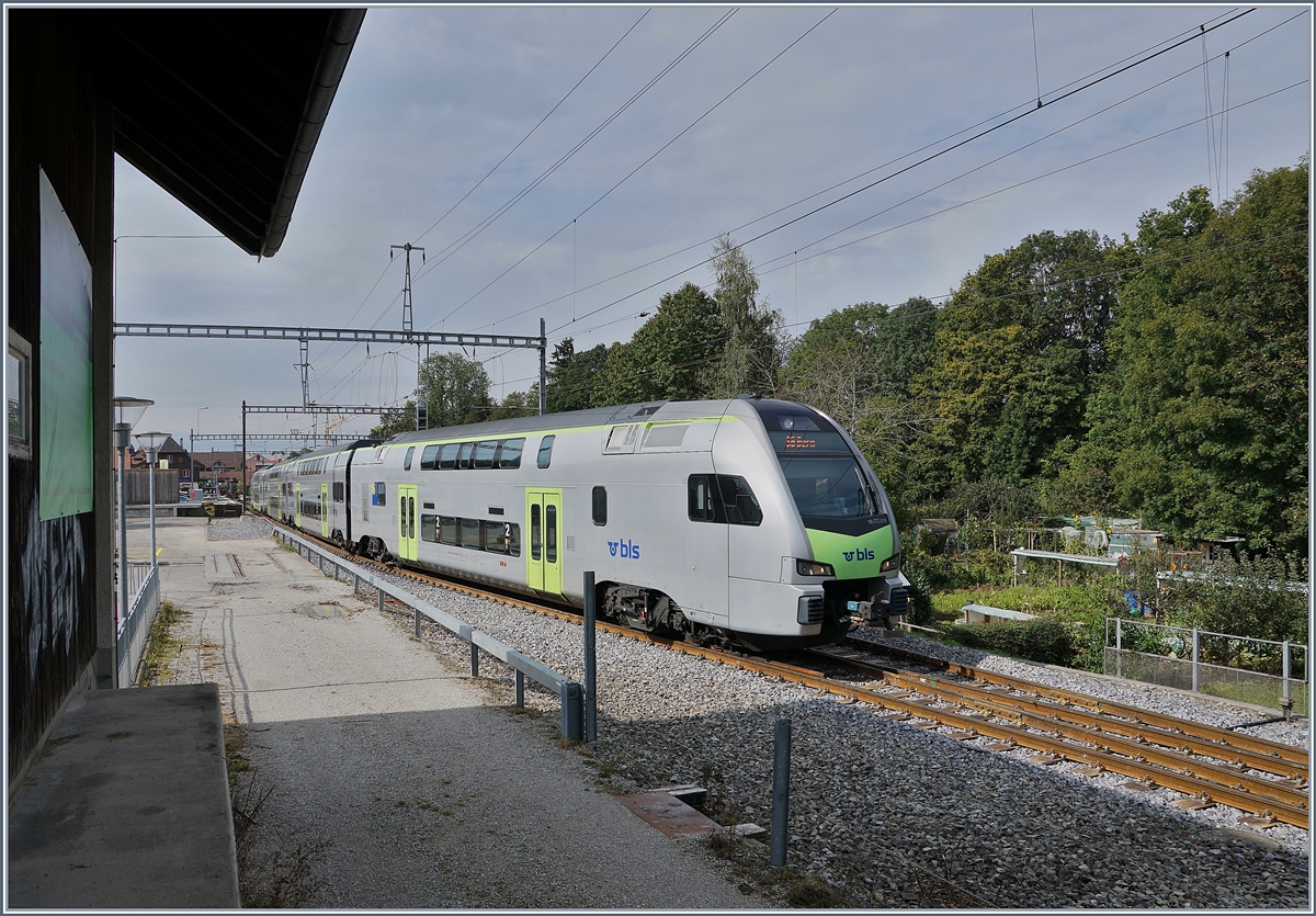 Der BLS RABe 515 019 verlässt Schwarzenburg in Richtung Bern. 

01.10.2020