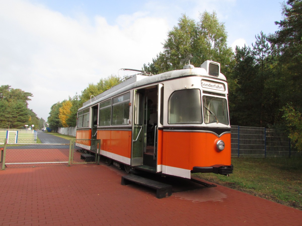 Der Eingang zum Technik Museum ist eine alte Stra�enbahn.
Am 16.Okt.2013