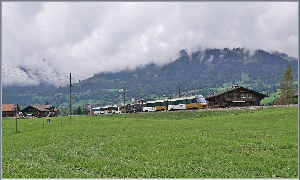 Der MOB GoldenPAss Panoramic Express zwischen Gstaad und Saanen.
14. Sept. 2018