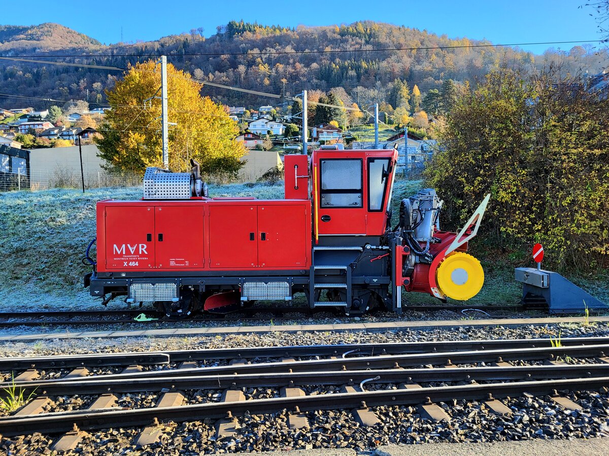Der nächste Winter kommt bestimmt...
Die MVR X464 wartet in Blonay auf den ersten Schnee.
16. Nov.  2024