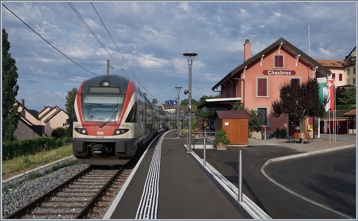 Der RABe 511 104 beim Halt in Chexbres Village. 

26. Juli 2019