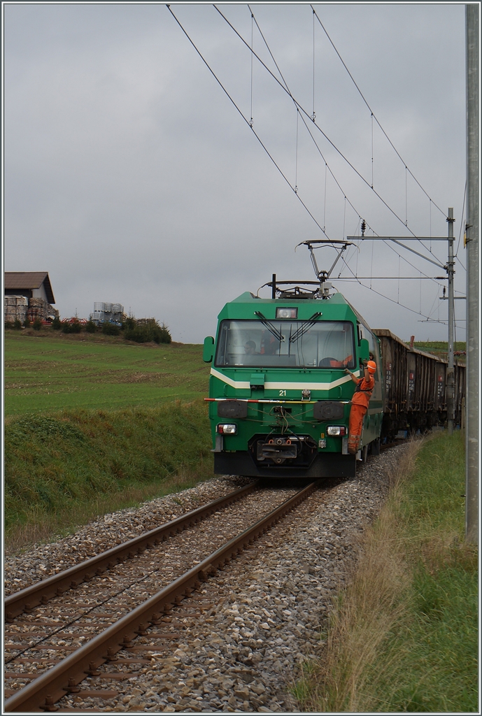 Der Zuckerrübenzug wird bereit gestellt.
Bei Mauraz, den 15. Okt. 2014