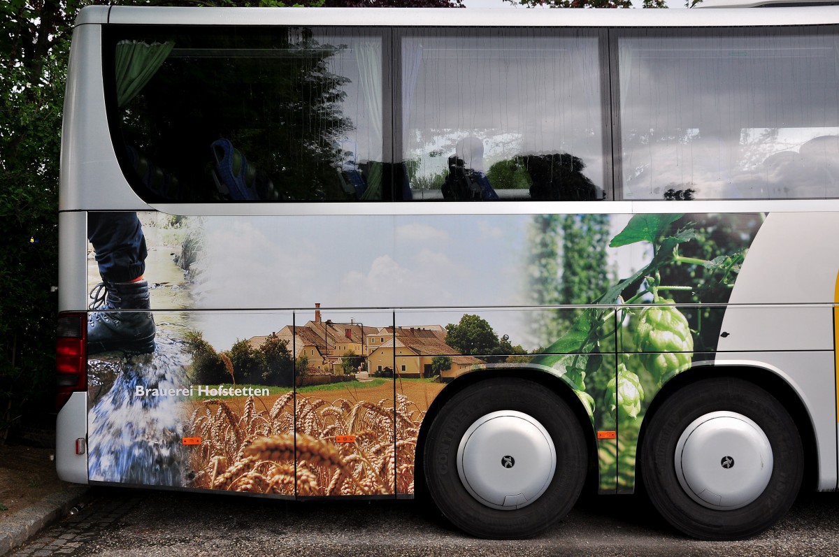 Detail am Setra 417 GT-HD von Pernsteiner Reisen aus sterreich,am 13. Mai 2014 in Krems gesehen.