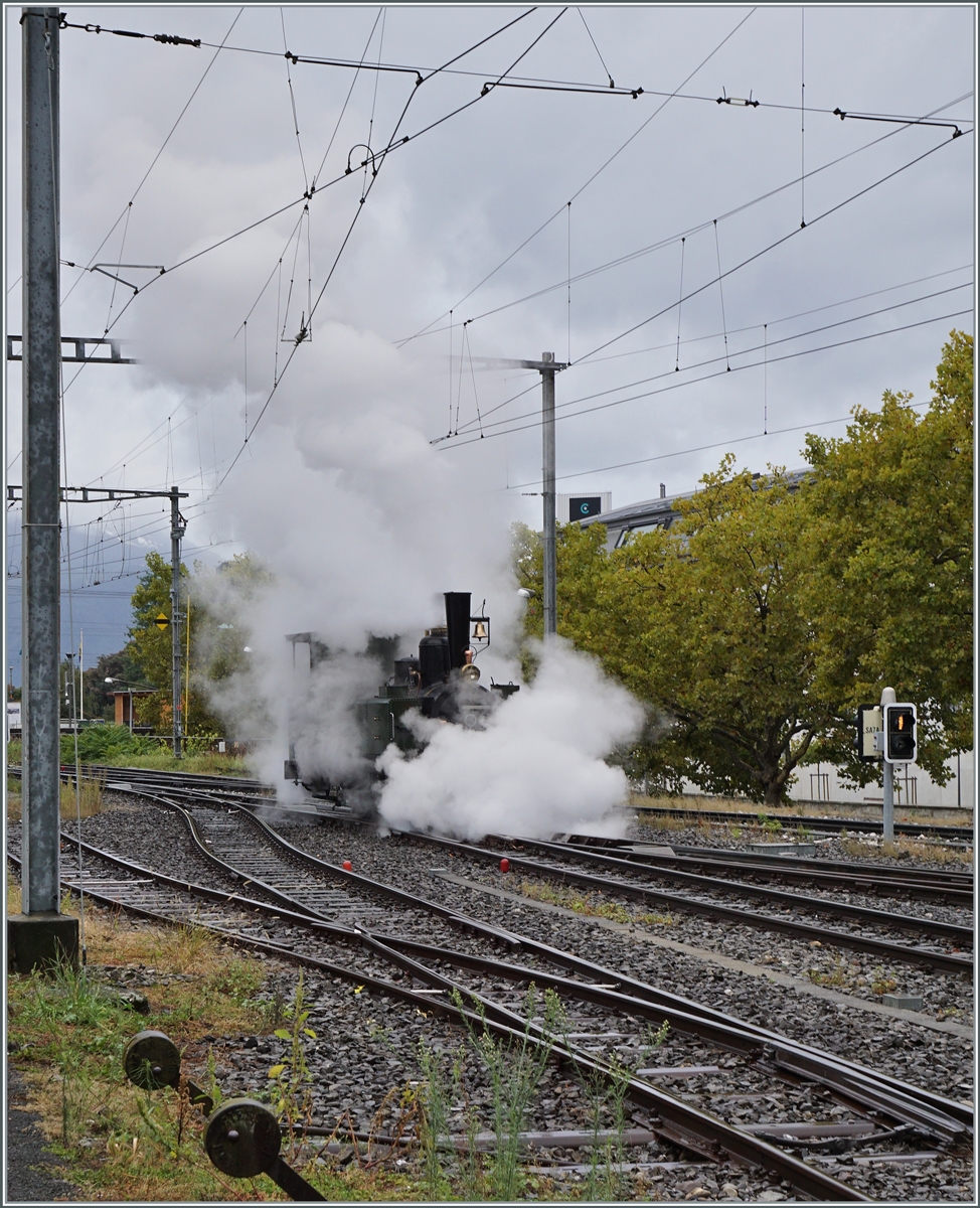 Die 1890 gebaute (ex LEB) G 3/3 der Blonay-Chamby Bahn rangiert in Vevey. 

27. September 2020