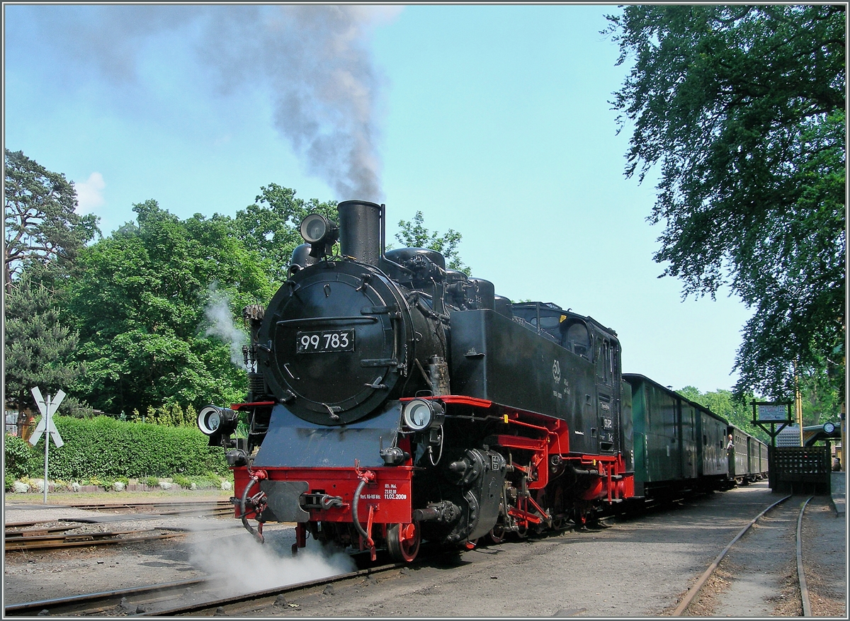 Die 99 783 des  Rasenden Rolands  in G�hren kurz vor der Abfahrt.
7. Juni 2007