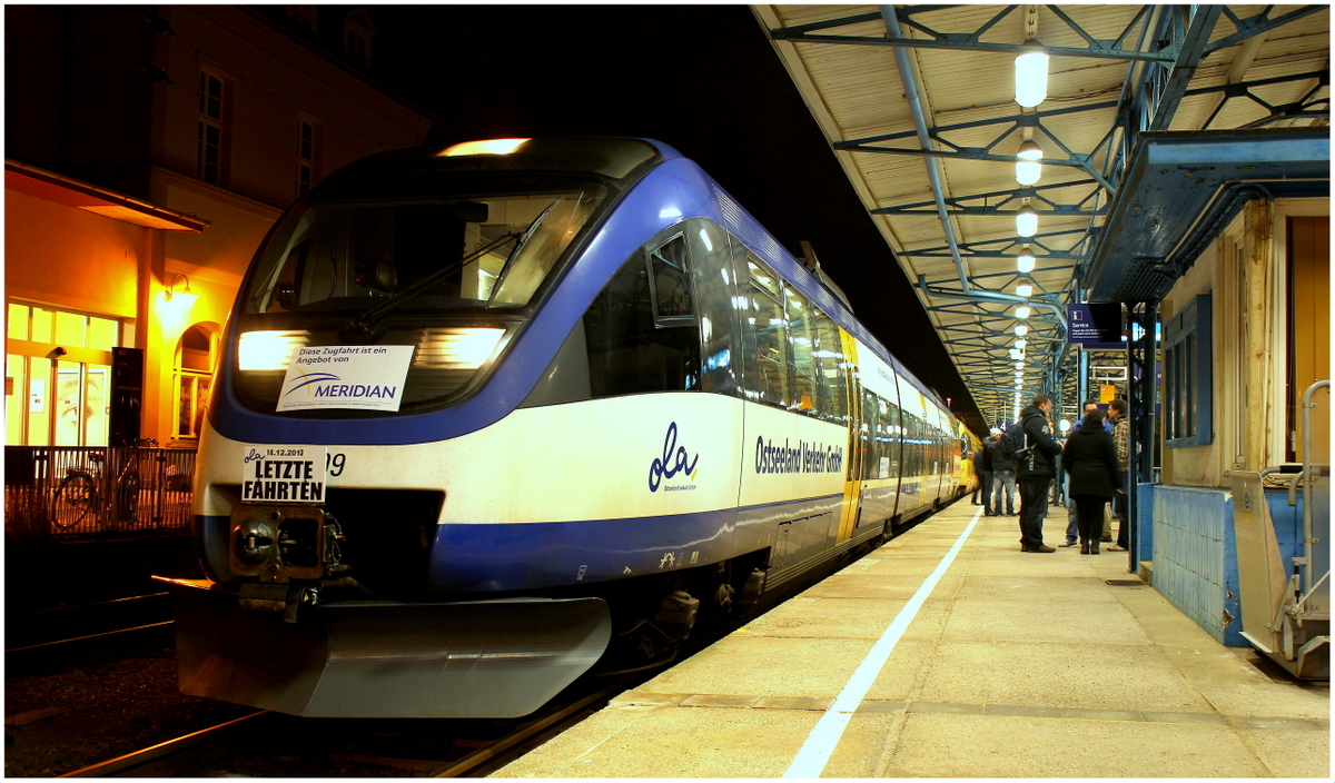 Die allerletzte OLA die je gefahren ist! Ostseeland Verkehr GmbH VT 0009 und VT 0005 im Bahnhof Neubrandenburg