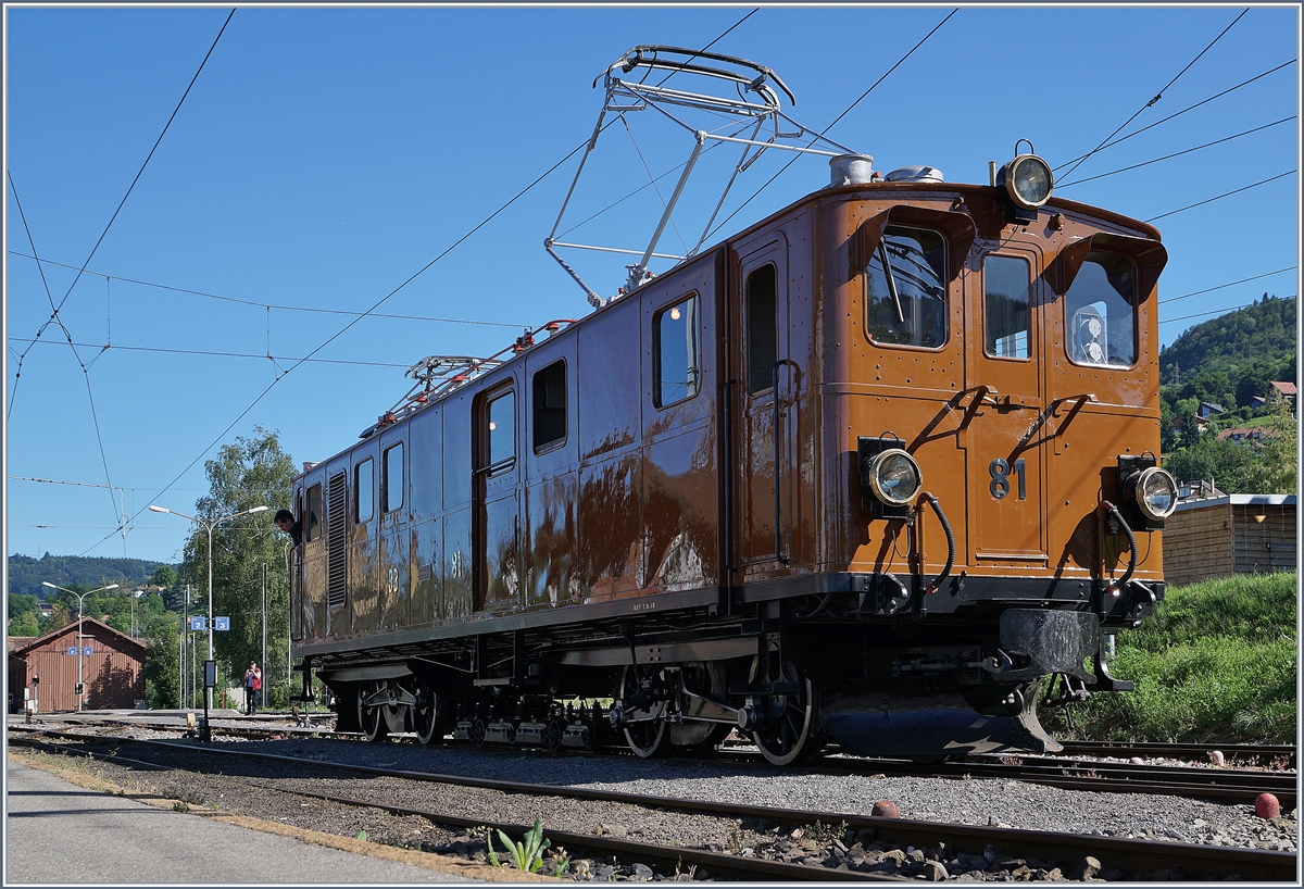 Die Bernina Bahn Ge 4/4 81 bei der Blonay-Chamby Bahn in Blonay.

08. Juni 2019