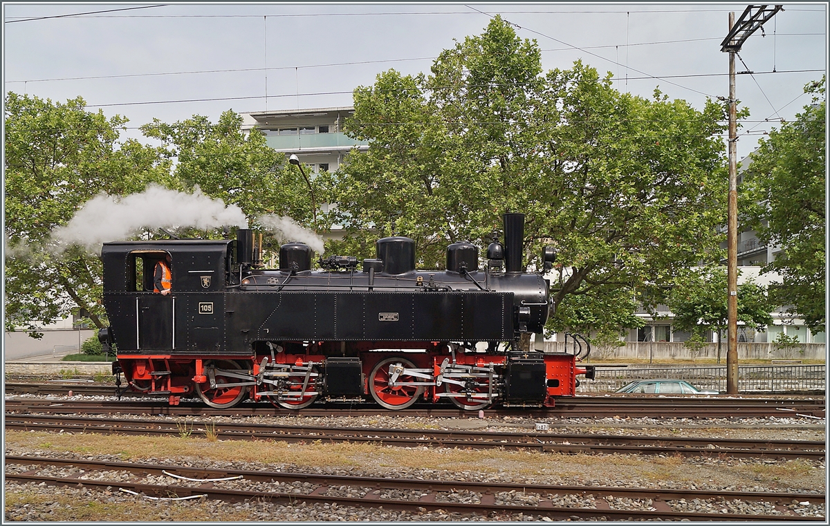 Die Blonay-Chamby Bahn G 2x 2/2 105 beim Rangieren in Vevey. 

20. Juni 2021