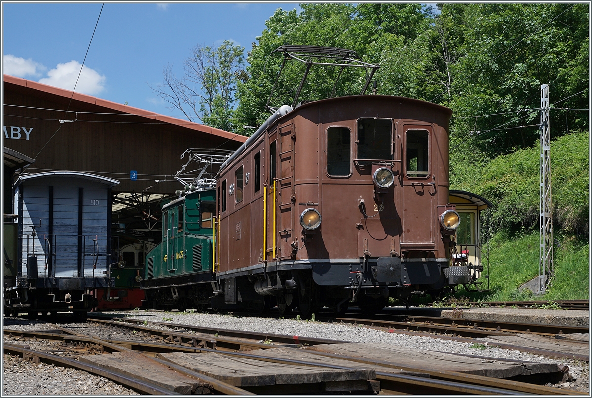 Die BOB HG 3/3 29 der Blonay Chamby Bahn in Chaulin. 

13. Juni 2022