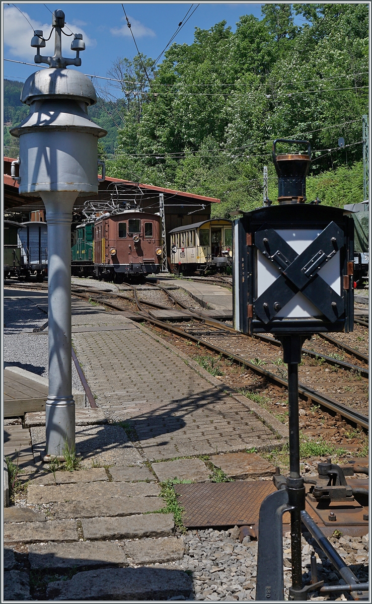 Die BOB HG 3/3 29 der Blonay Chamby Bahn in Chaulin. 

13. Juni 2022