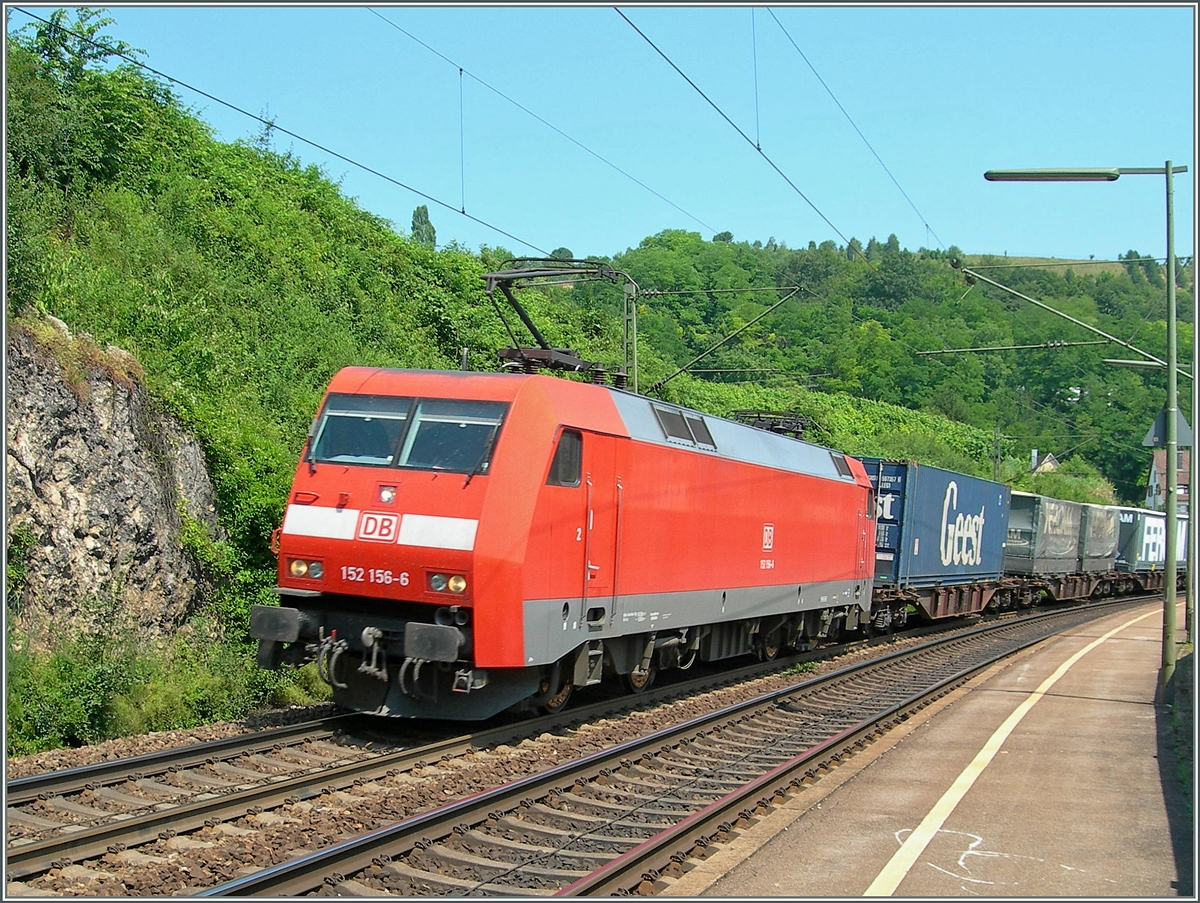 Die DB 152 156-6 in Istein.
5. Juli 2006