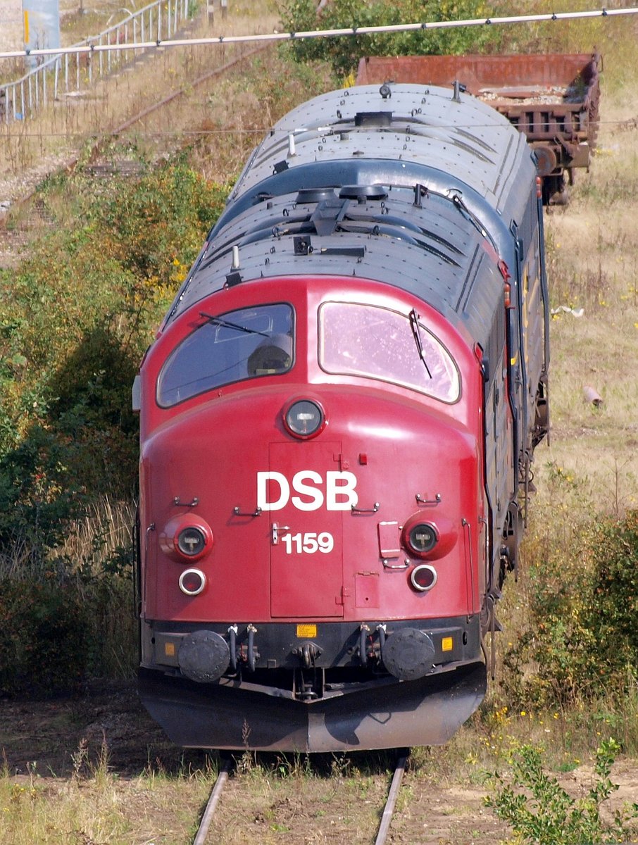 Die DSB Museumslok MY 1159 steht hier mit der sich dahinter versteckenden MY 1135 abgestellt in Aarhus. 09.09.2010