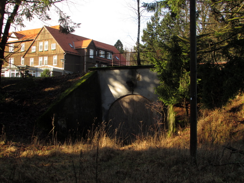 Die ehemalige Unterführung vom Normalspurbahnhof Drei Annen Hohne zum Schmalspurbahnhof am 10.Jan.2014